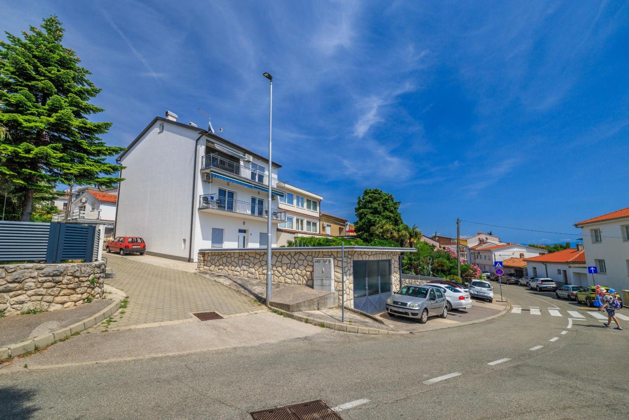 קריקווניצה Apartment Mladen מראה חיצוני תמונה