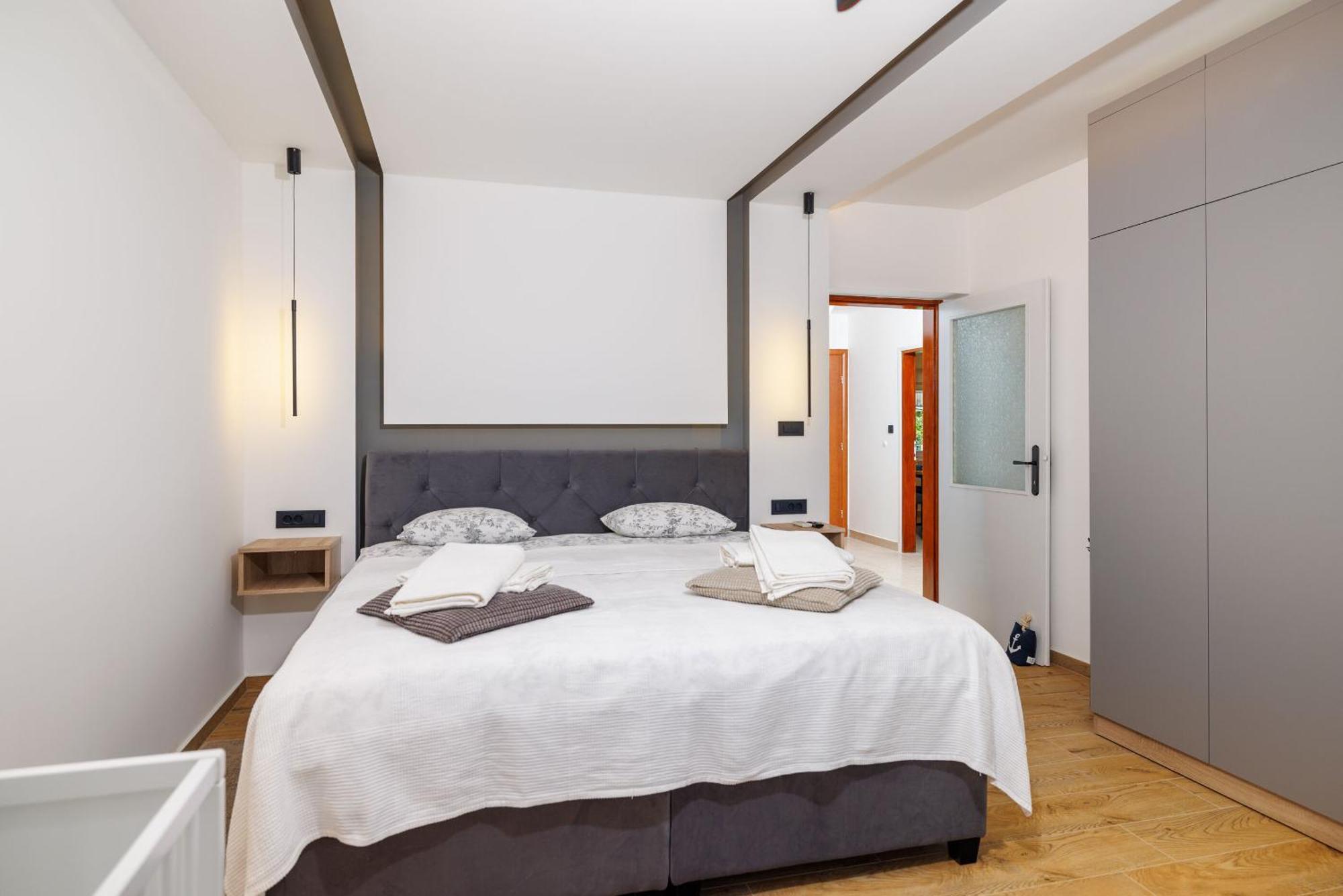 קריקווניצה Apartment Mladen מראה חיצוני תמונה